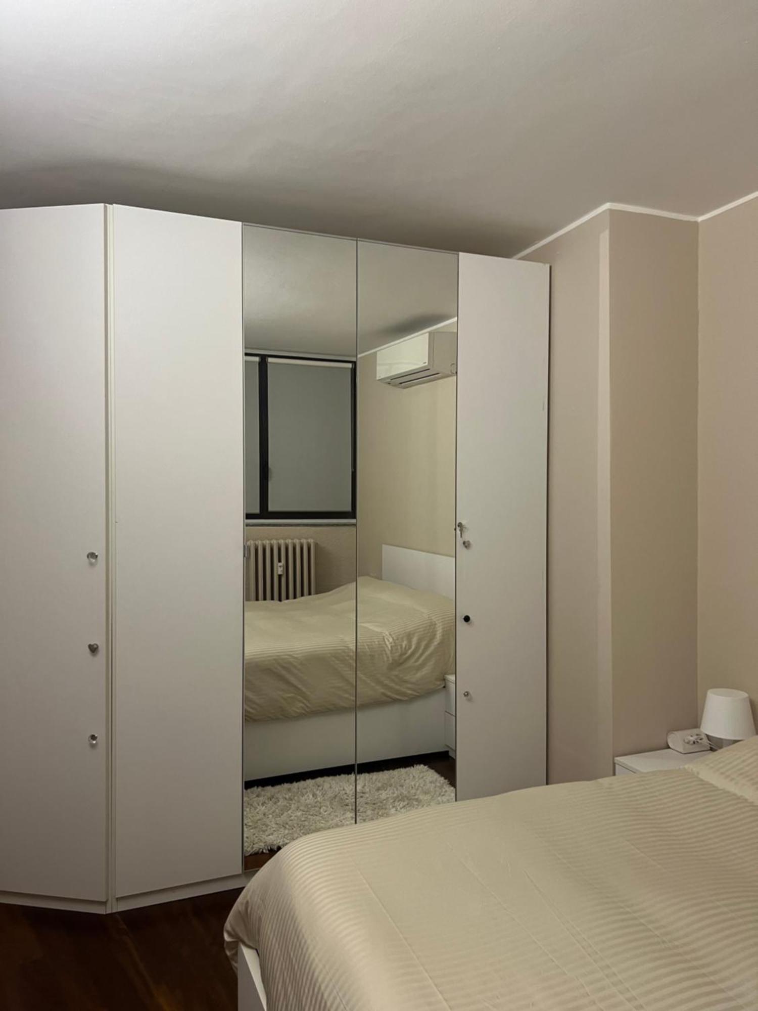Tevere 20 House Monza Pokoj fotografie
